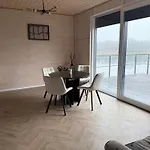 Bobrowa Przystan *