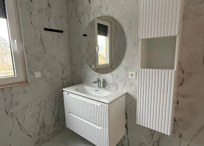 ファームステイ Bobrowa Przystan ブンツラウ